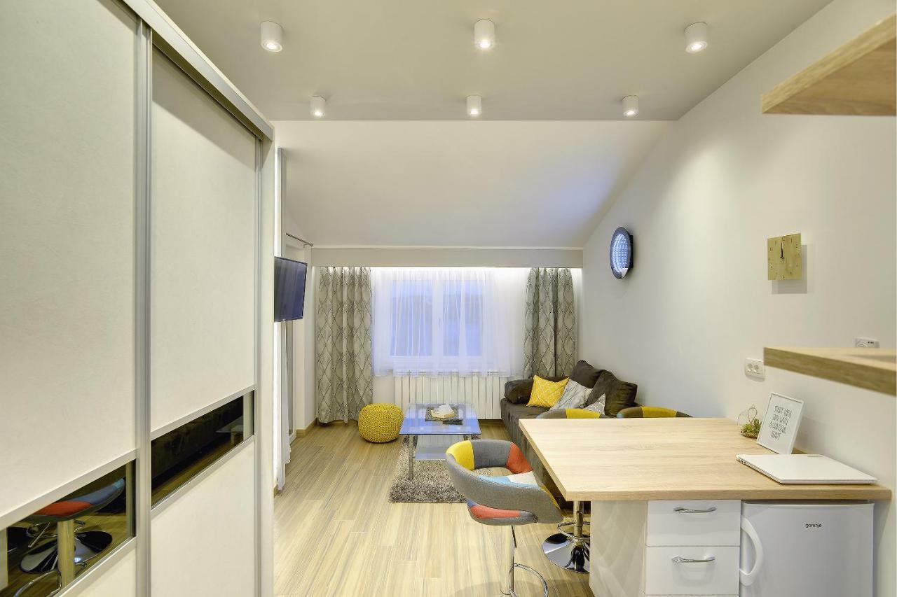Apartments Zanetti 2 Pula Exterior photo